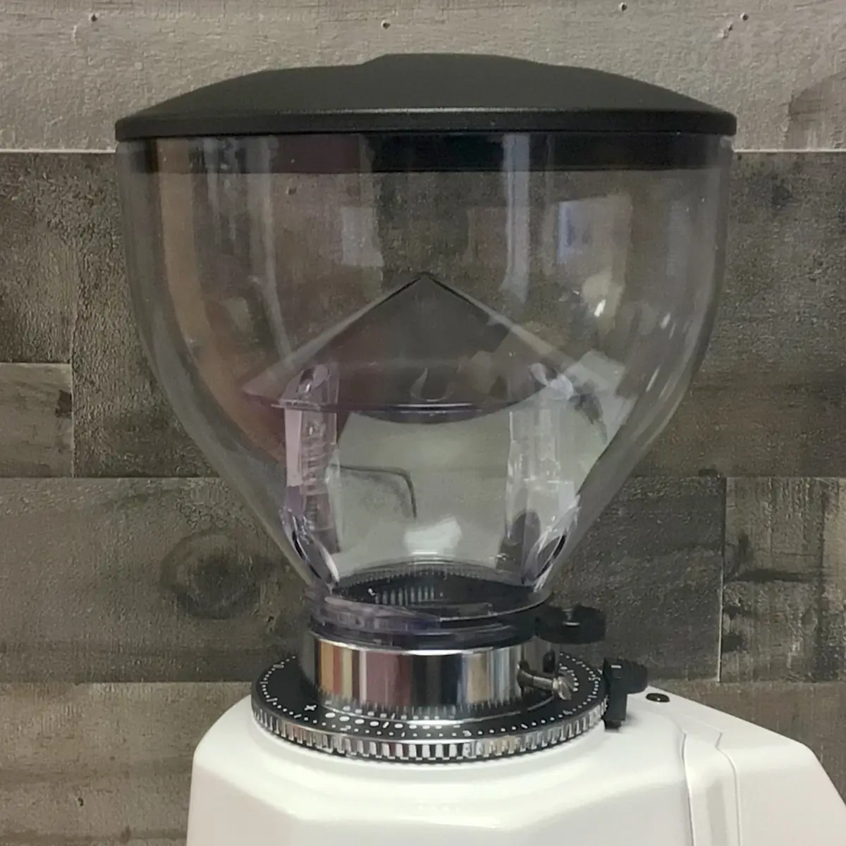 Quamar M80TP Espresso Coffee Grinder - Image 2
